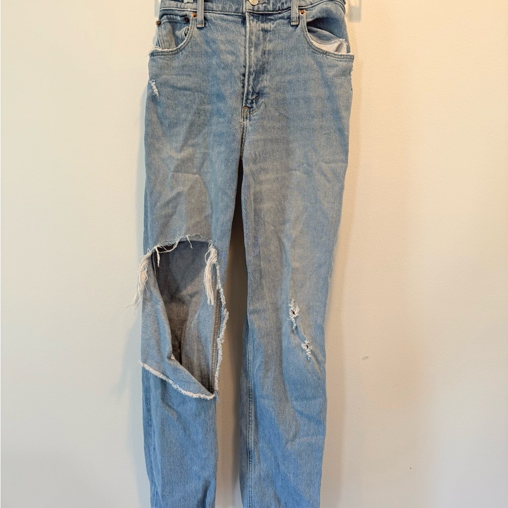 American Eagle Outfitters Light Blue Distressed Boyfriend Jeans